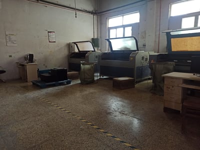 Weitu Display production workshop